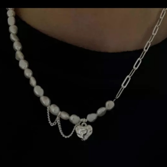 💎NEW 925 Sterling Silver Pearl Asymmetrical Heart Necklace - Picture 3 of 9